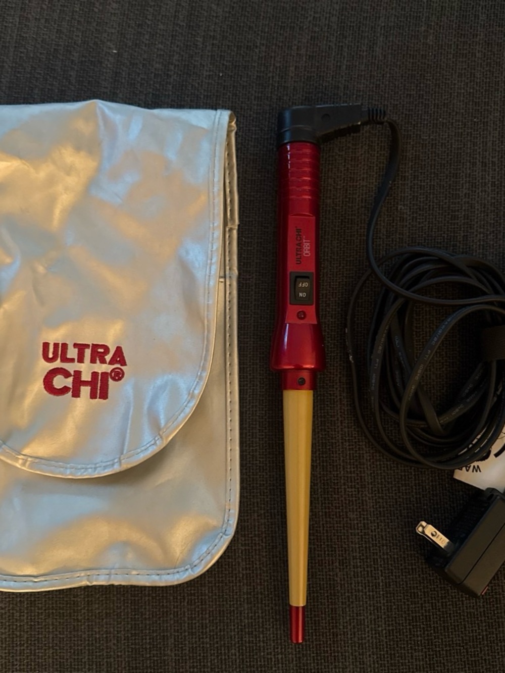 ULTRA CHI Red and Gold Ceramic Tapered Curling Wand